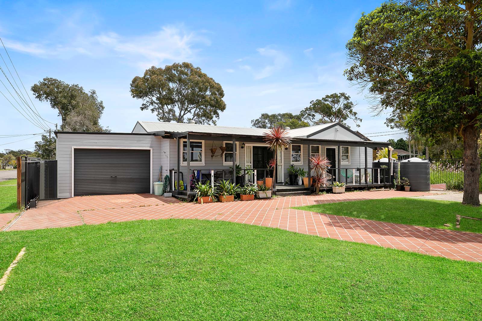 82 The Corso, Gorokan House For Sale In Gorokan Wiseberry