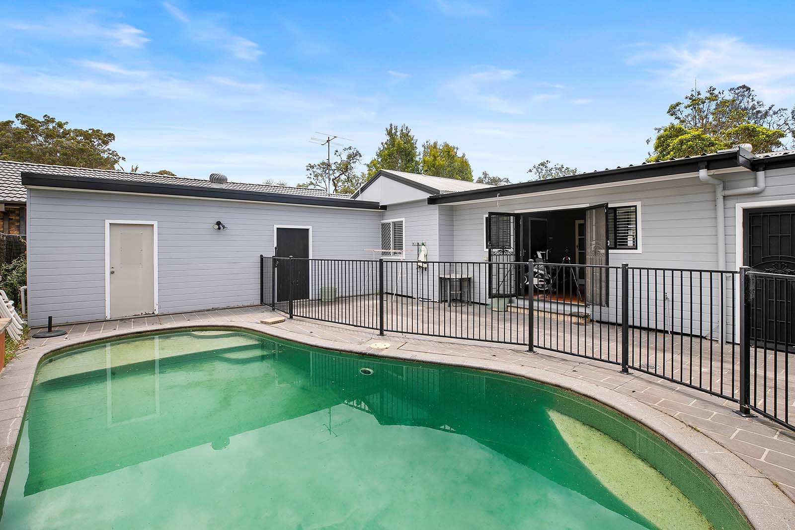 82 The Corso, Gorokan House For Sale In Gorokan Wiseberry