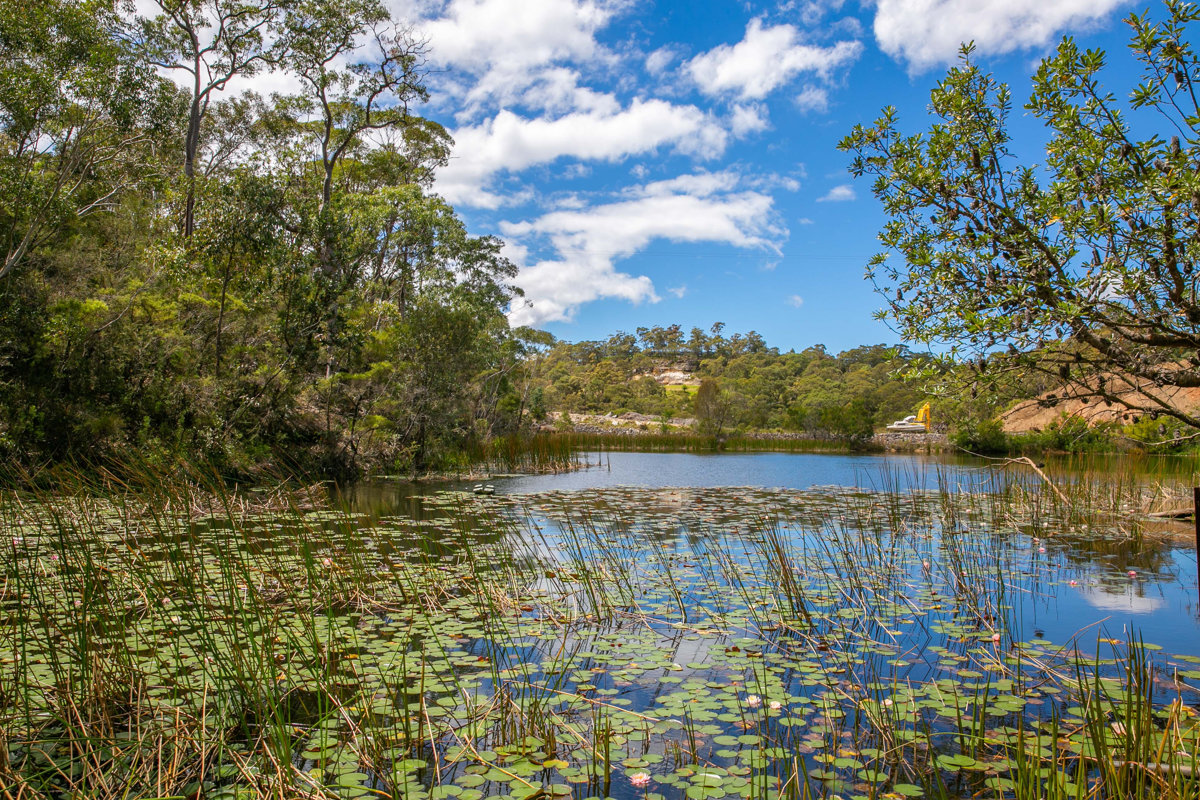 17 Canoelands Road, Canoelands House And Land For Sale In Canoelands