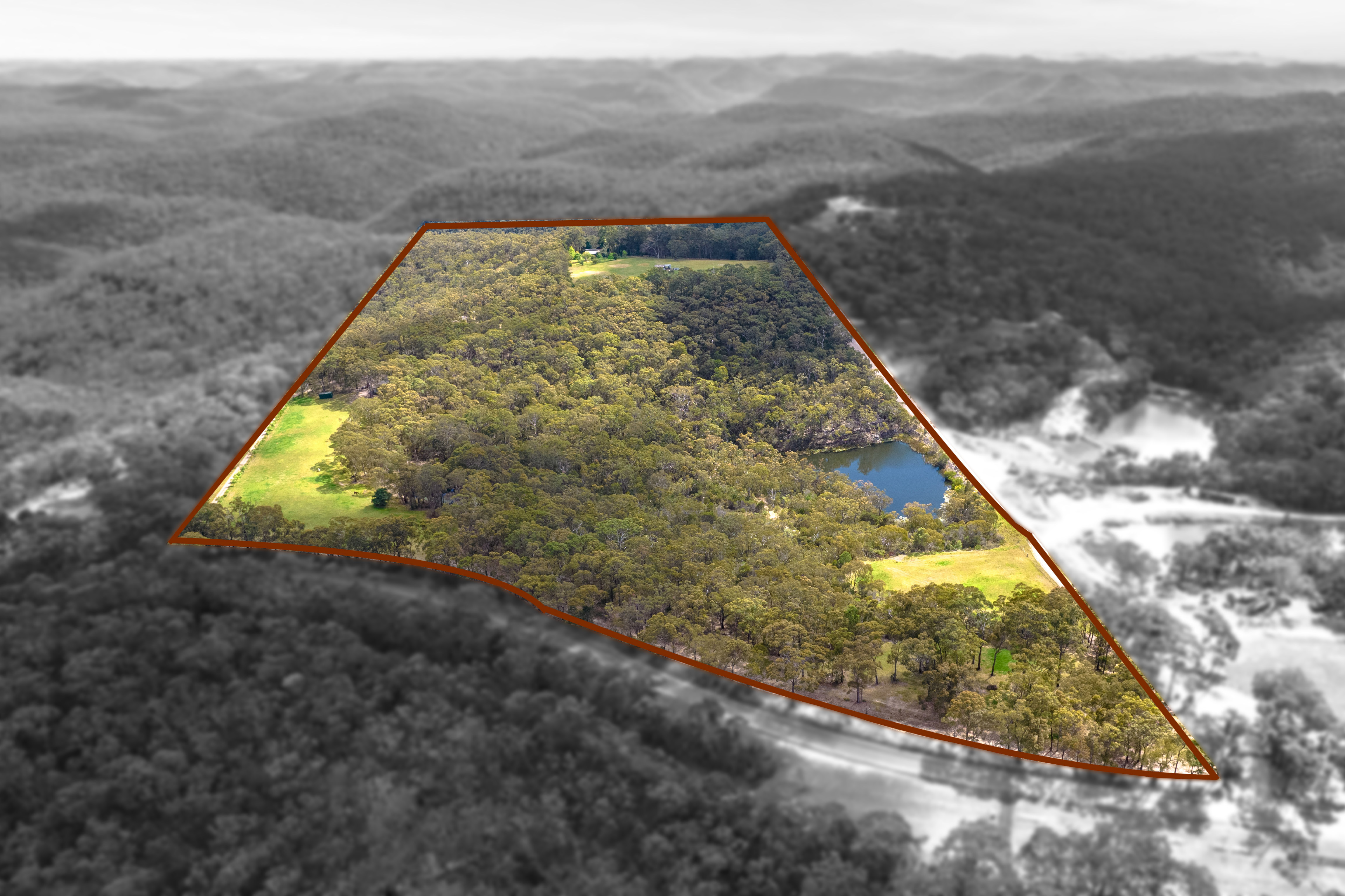 17 Canoelands Road, Canoelands House And Land For Sale In Canoelands