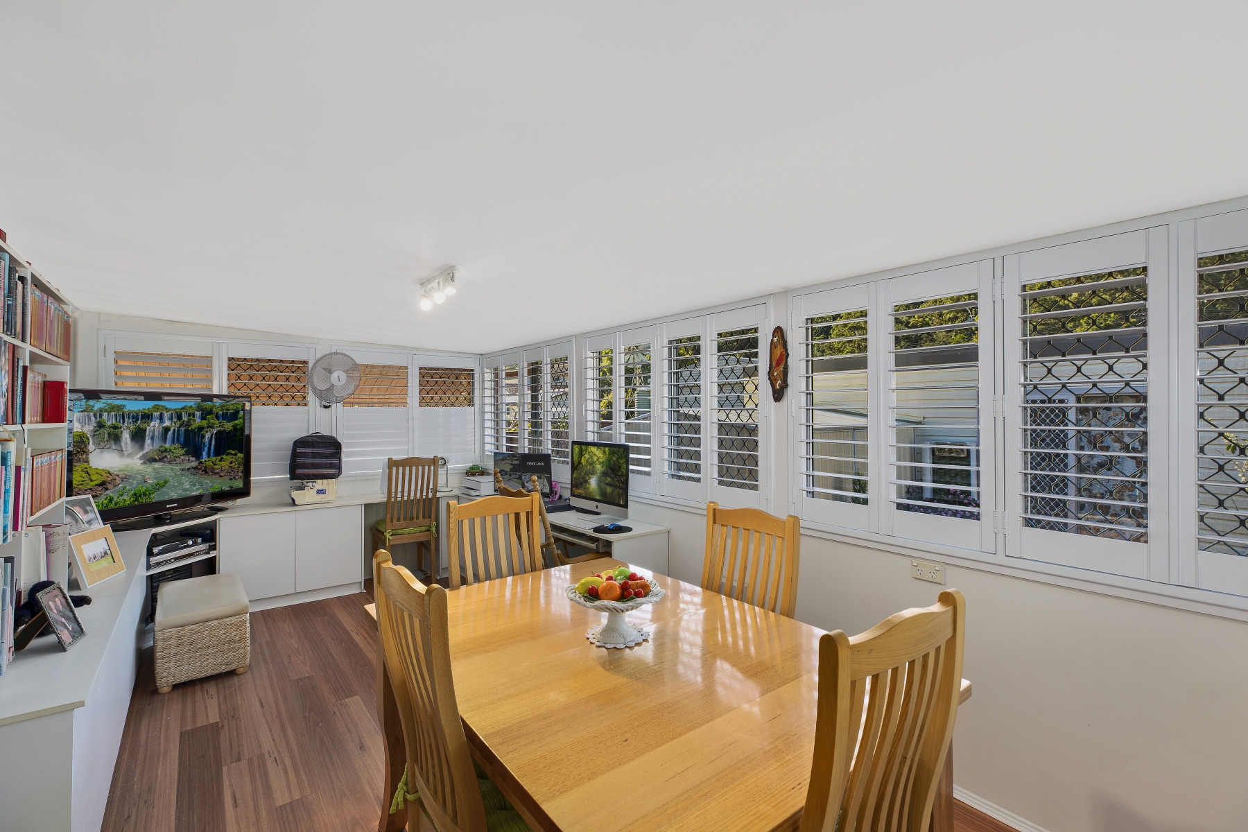 25 Blue Waters Parade, Tascott House For Sale In Tascott Wiseberry