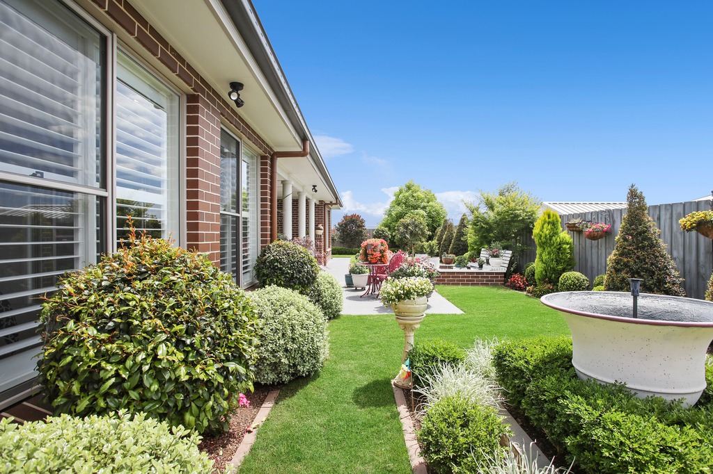 28 Fairway Drive, Wilton House For Sale In Wilton Wiseberry