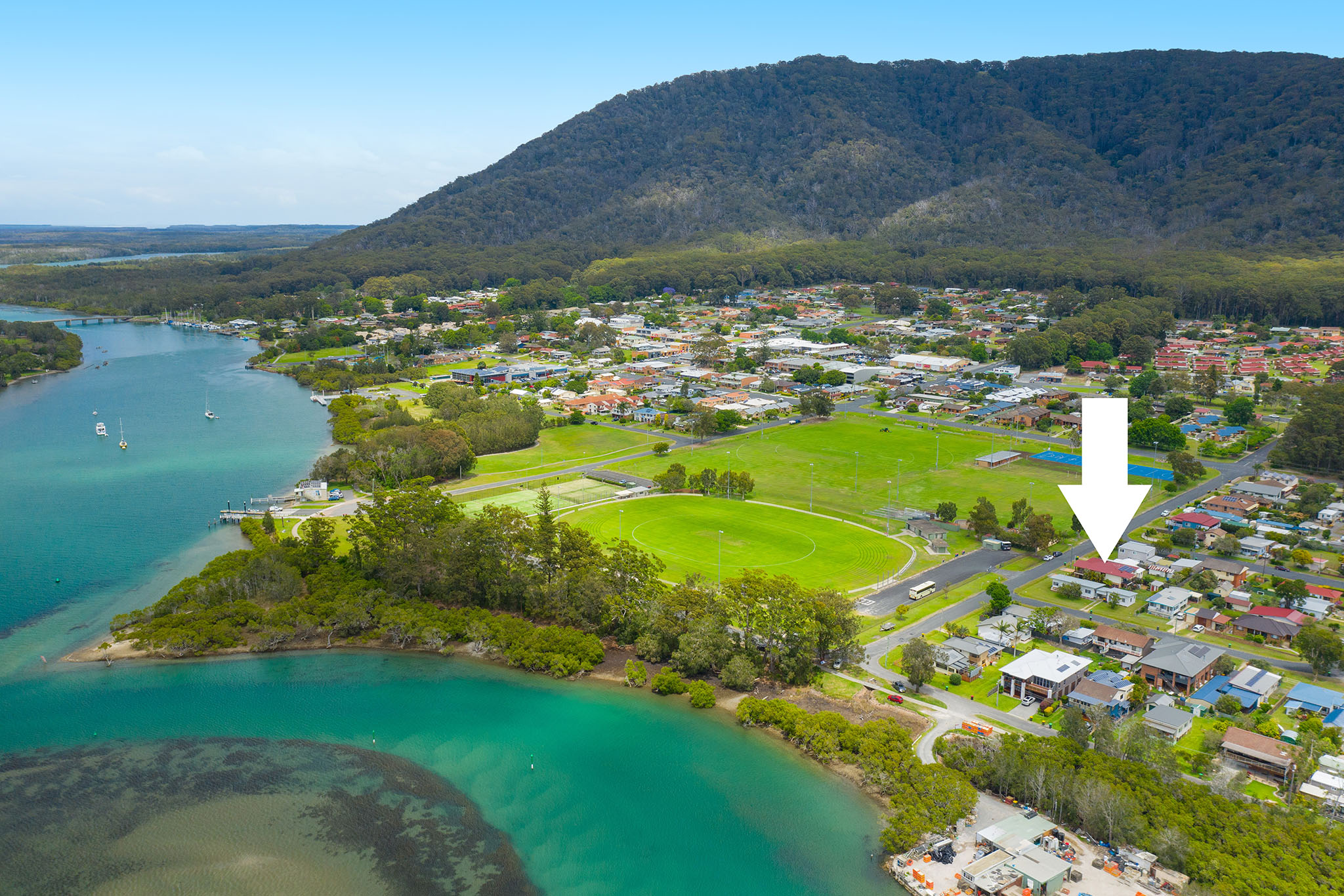 9 Castle Street, Laurieton House For Sale In Laurieton Wiseberry