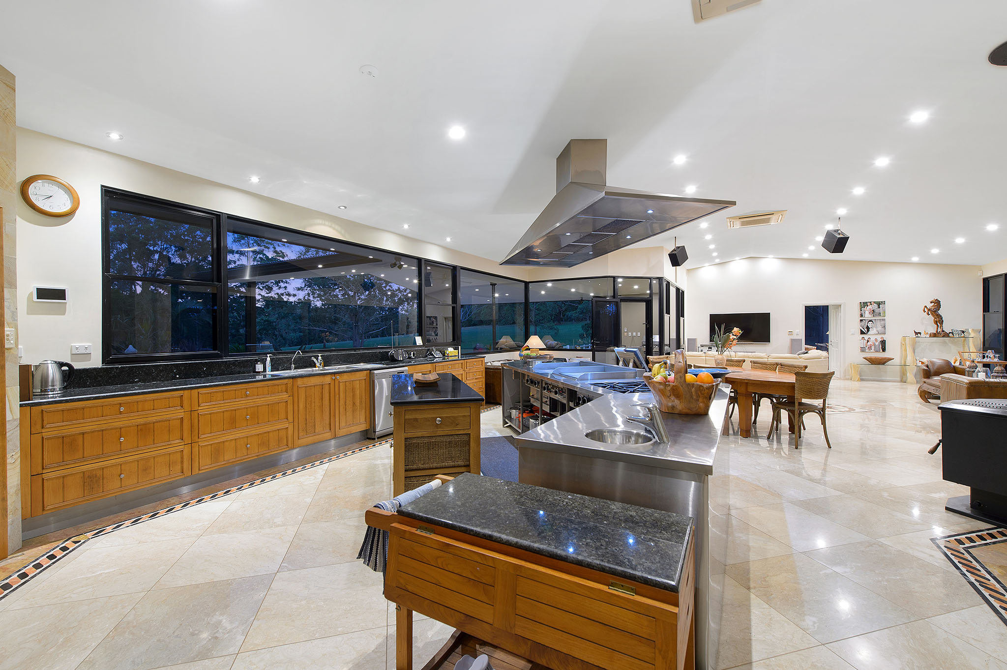 476 Lake Innes Drive, Lake Innes House For Sale In Lake Innes Wiseberry