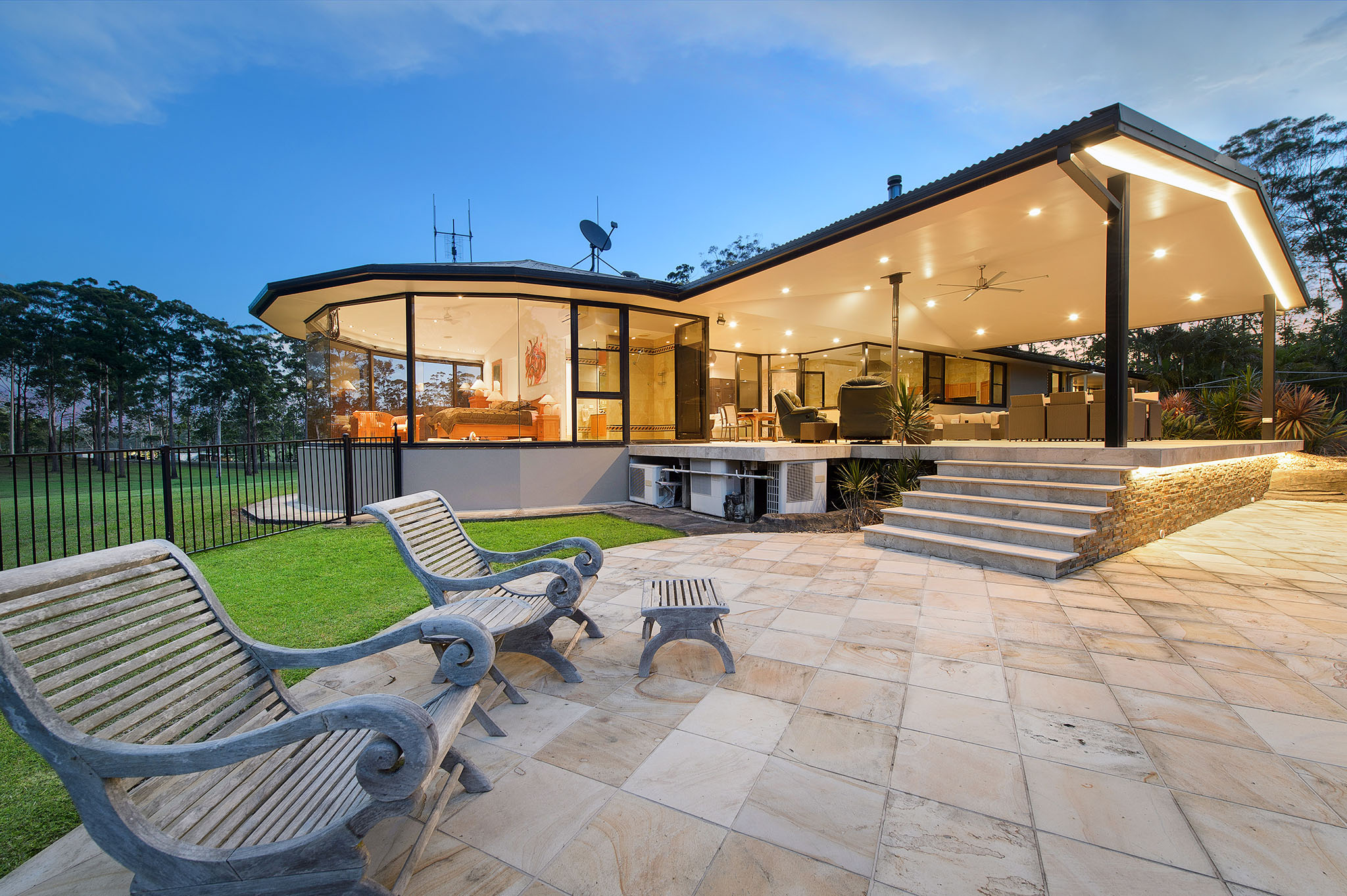 476 Lake Innes Drive, Lake Innes House For Sale In Lake Innes Wiseberry