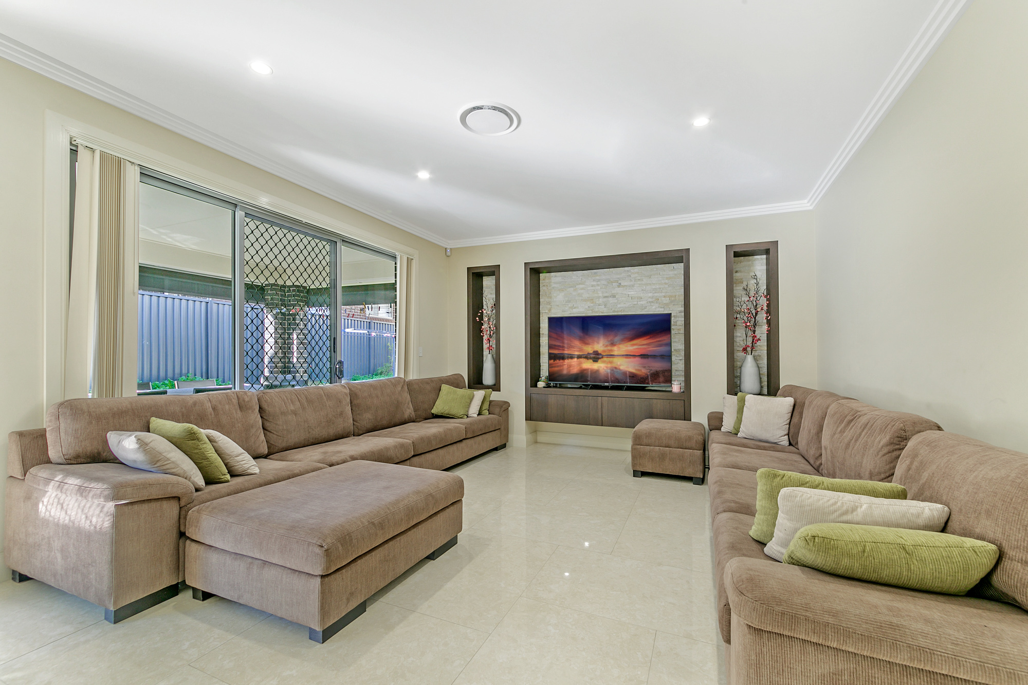 14 Dempsey Crescent, North Kellyville House For Sale In North Kellyville Wiseberry