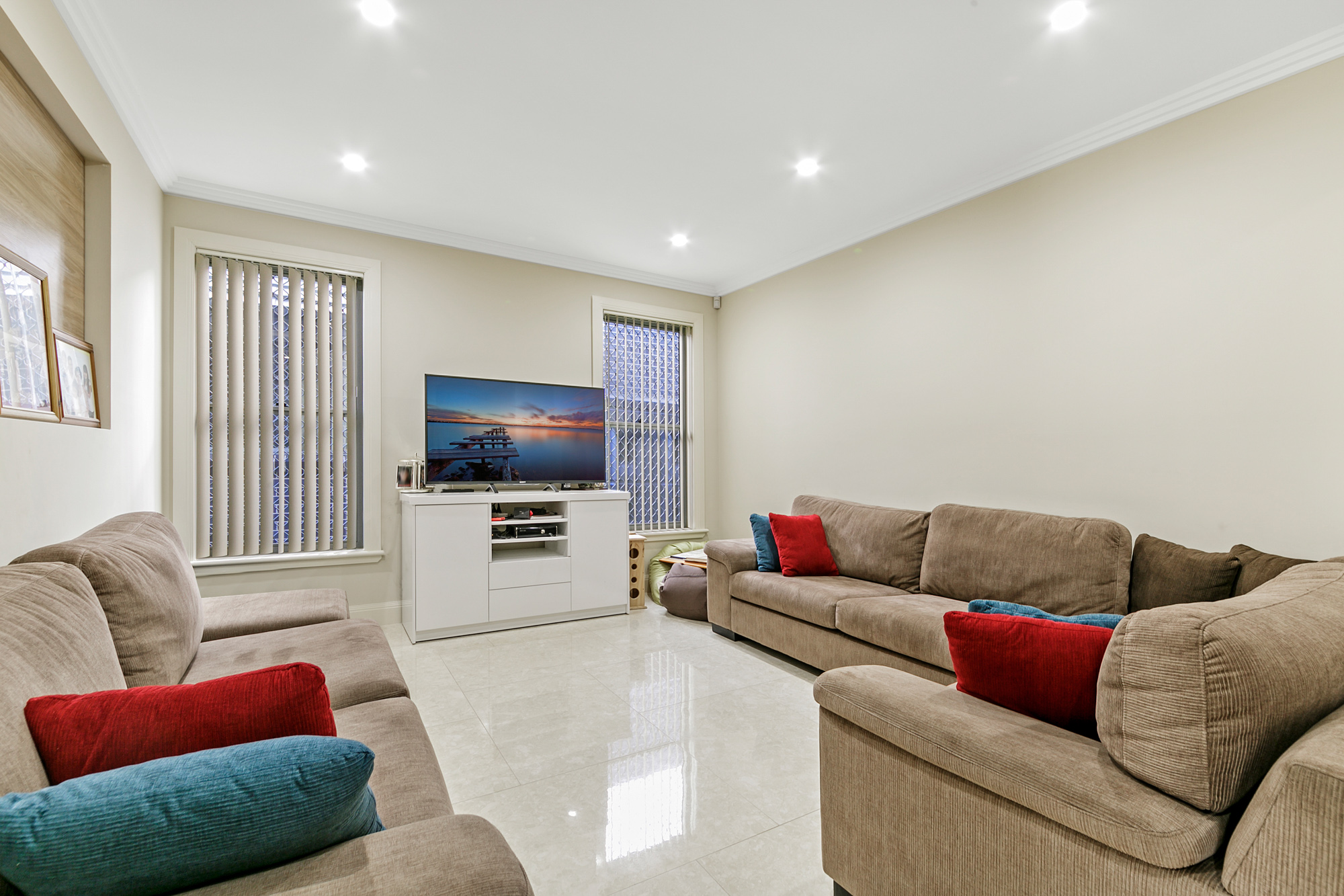 14 Dempsey Crescent, North Kellyville House For Sale In North Kellyville Wiseberry