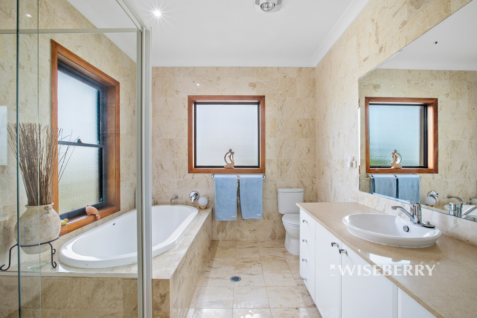 18 Soldiers Point Drive, Norah Head House For Sale In Norah Head