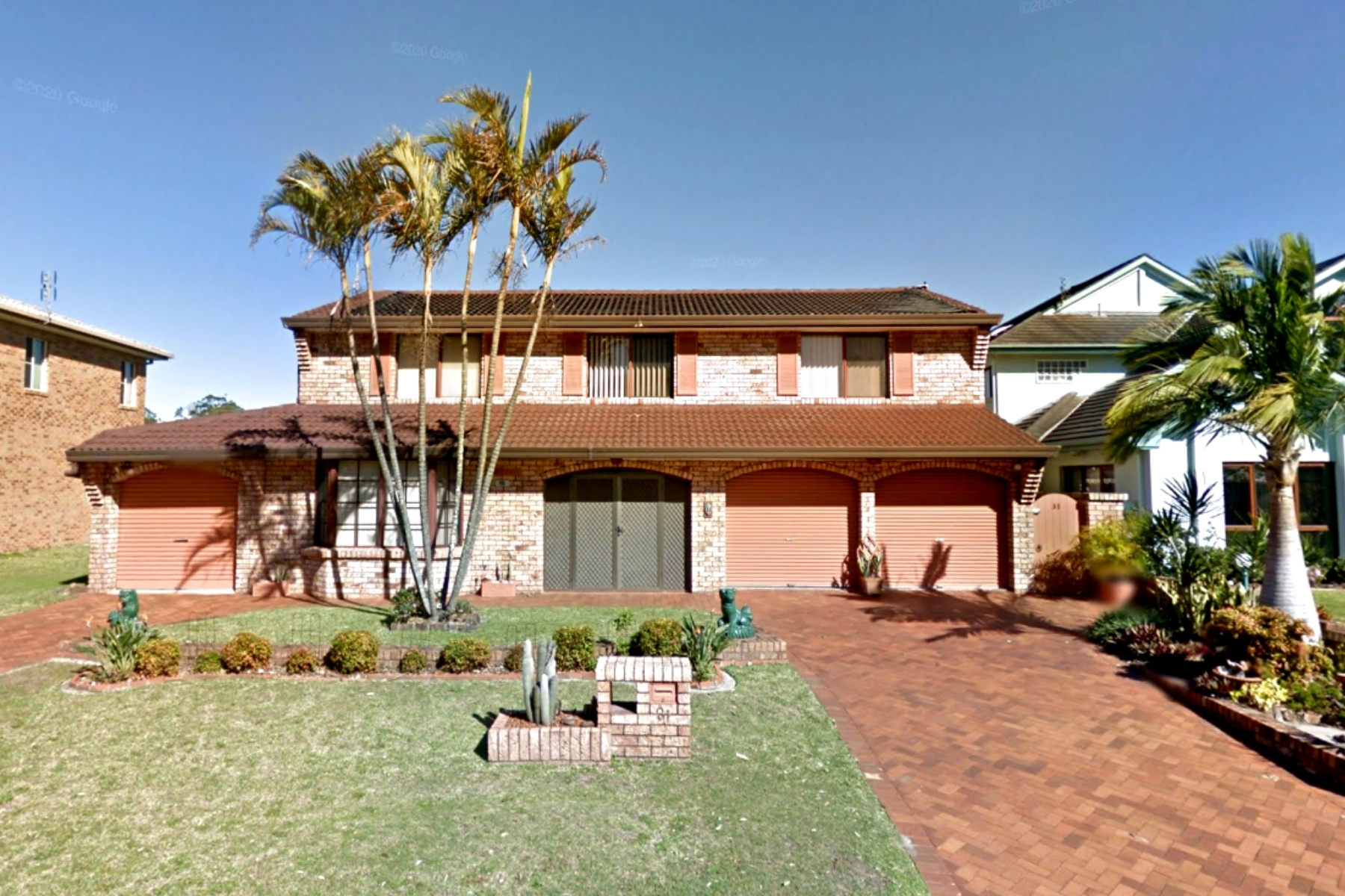 31 Cuttlefish Parade, St Huberts Island House For Sale In St Huberts