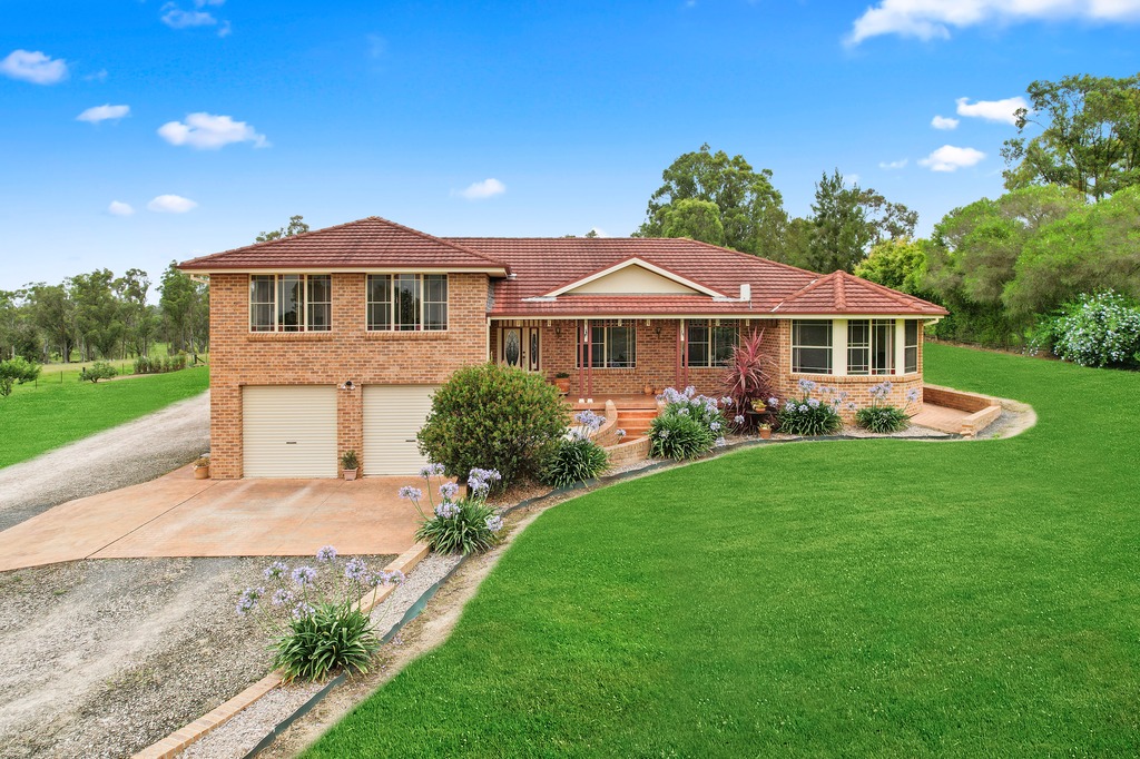 130 Burns Road, Thirlmere House For Sale In Thirlmere Wiseberry