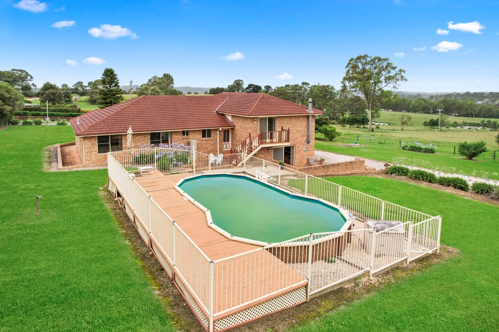 130 Burns Road, Thirlmere House For Sale In Thirlmere Wiseberry