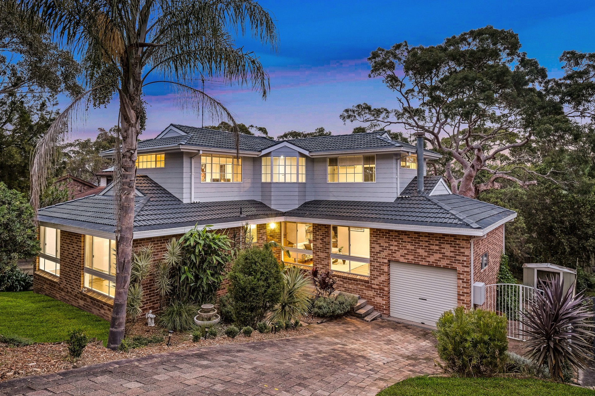 7 Scribbly Gum Place, Alfords Point House For Sale In Alfords Point