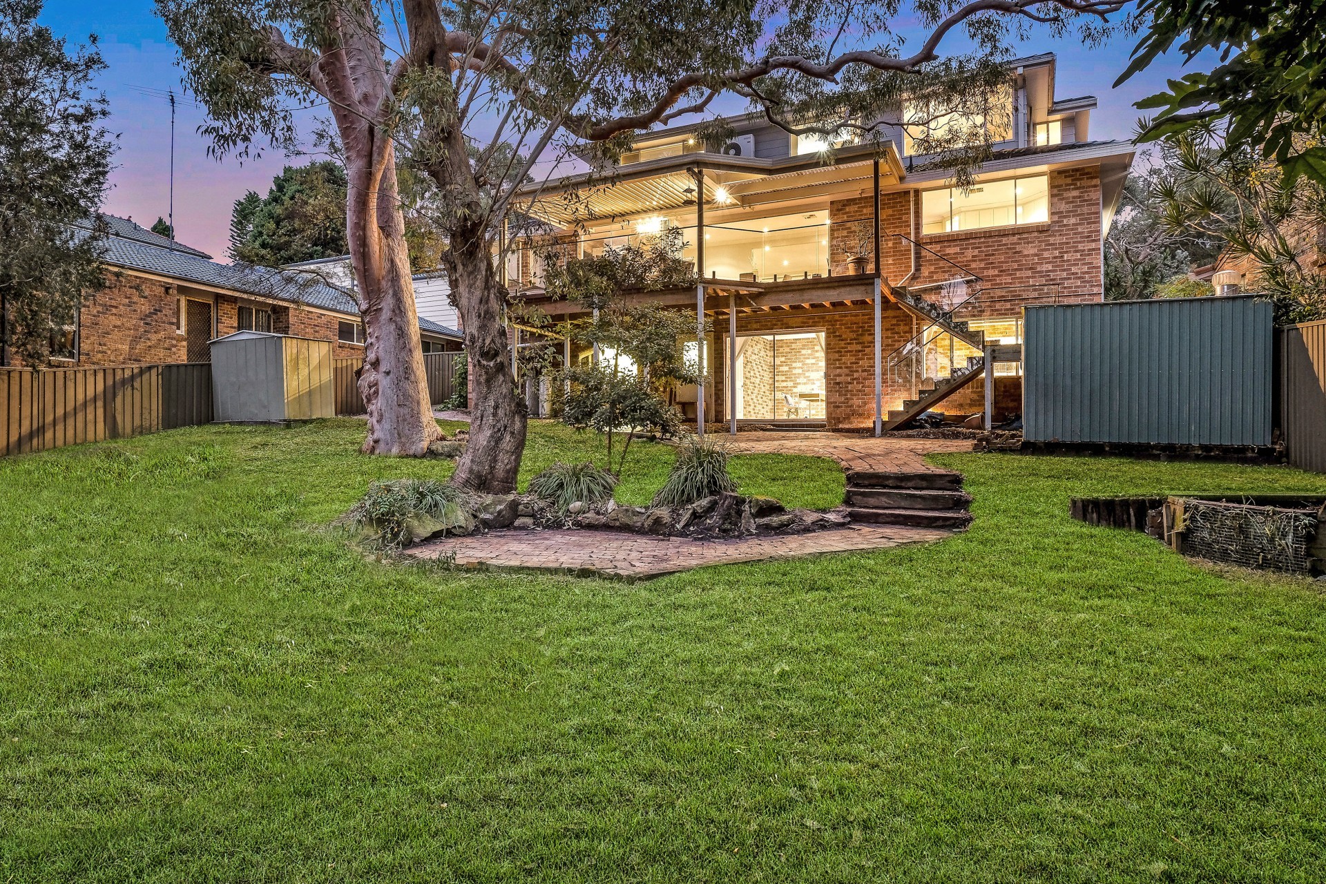 7 Scribbly Gum Place, Alfords Point House For Sale In Alfords Point