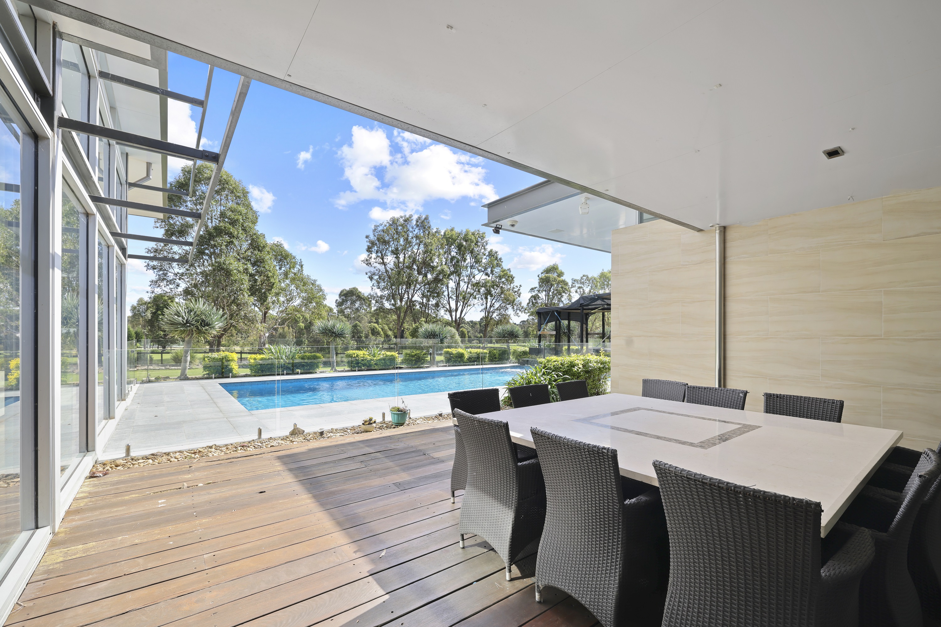 36 Twin Creeks Drive, Luddenham House For Sale In Luddenham Wiseberry