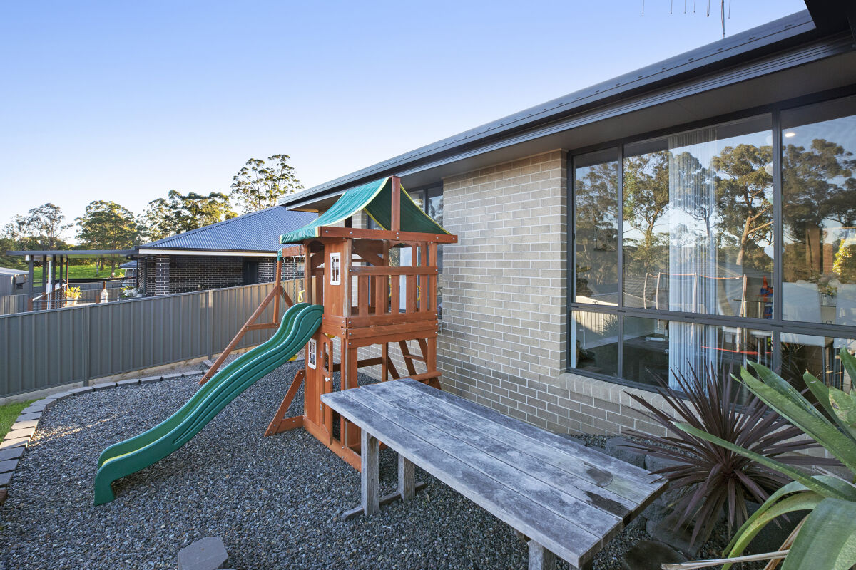 33 Homedale Road, Kew House For Sale In Kew Wiseberry