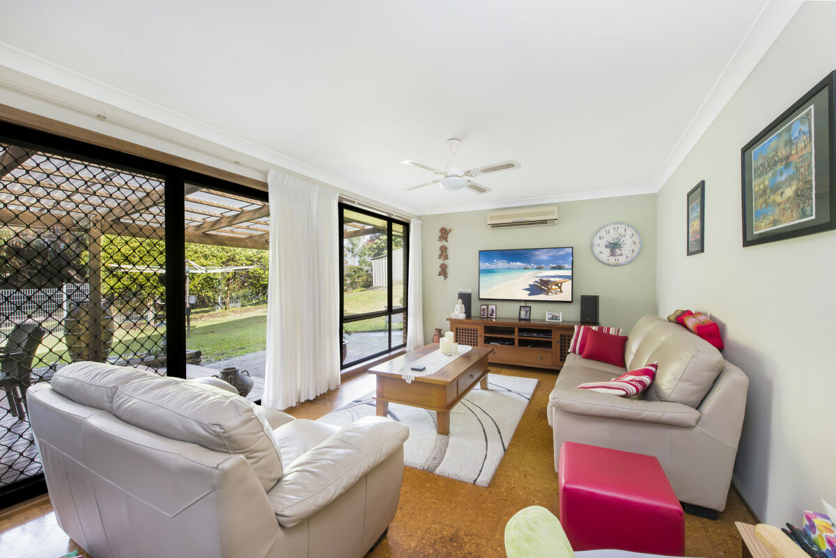 5 Old Peats Ferry Road, Cowan House For Sale In Cowan Wiseberry