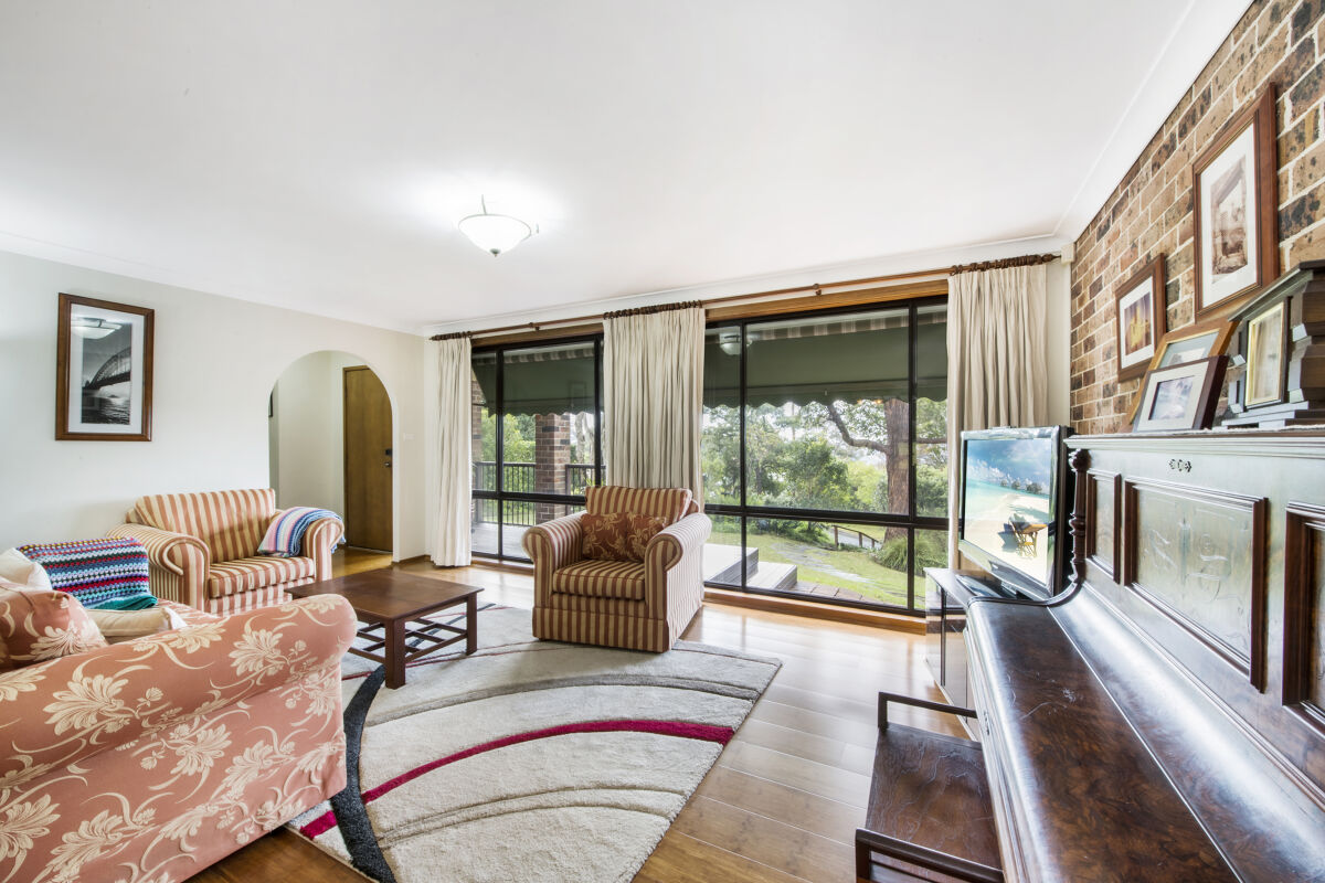 5 Old Peats Ferry Road, Cowan House For Sale In Cowan Wiseberry