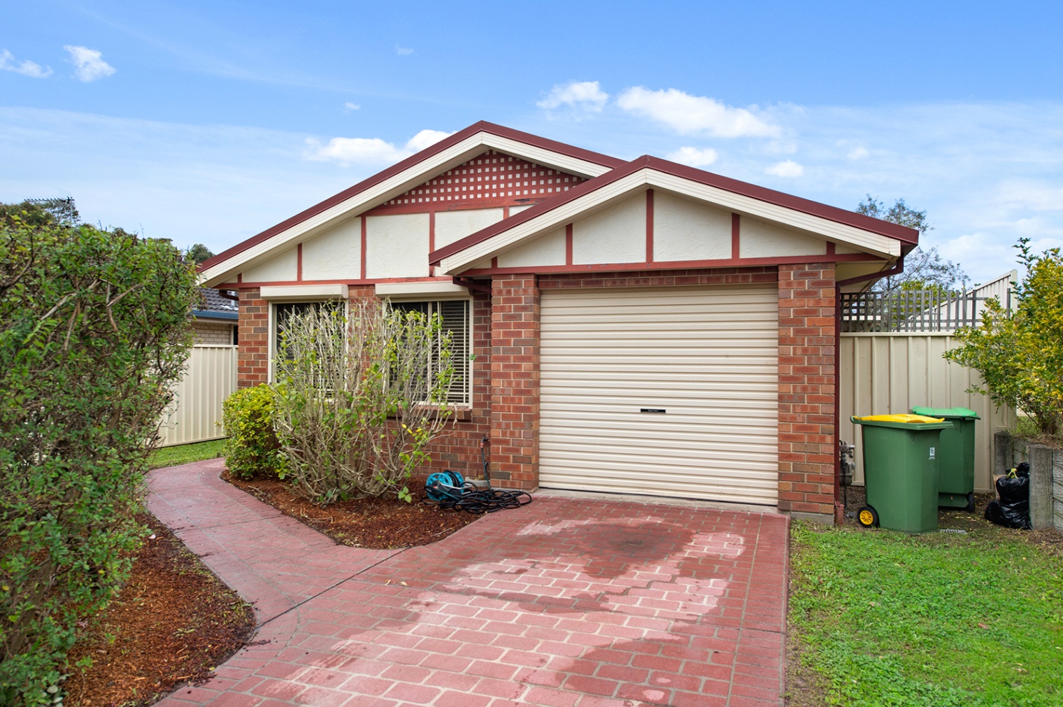 8 Law Place, Blue Haven For Sale In Blue Haven Wiseberry