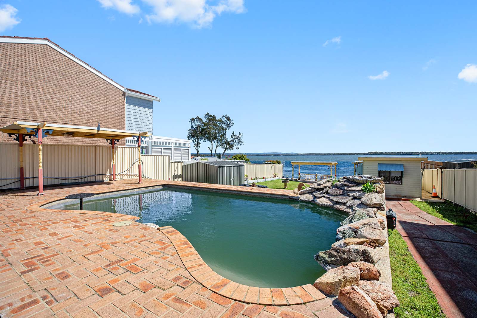 138 Main Road, Toukley For Sale In Toukley Wiseberry