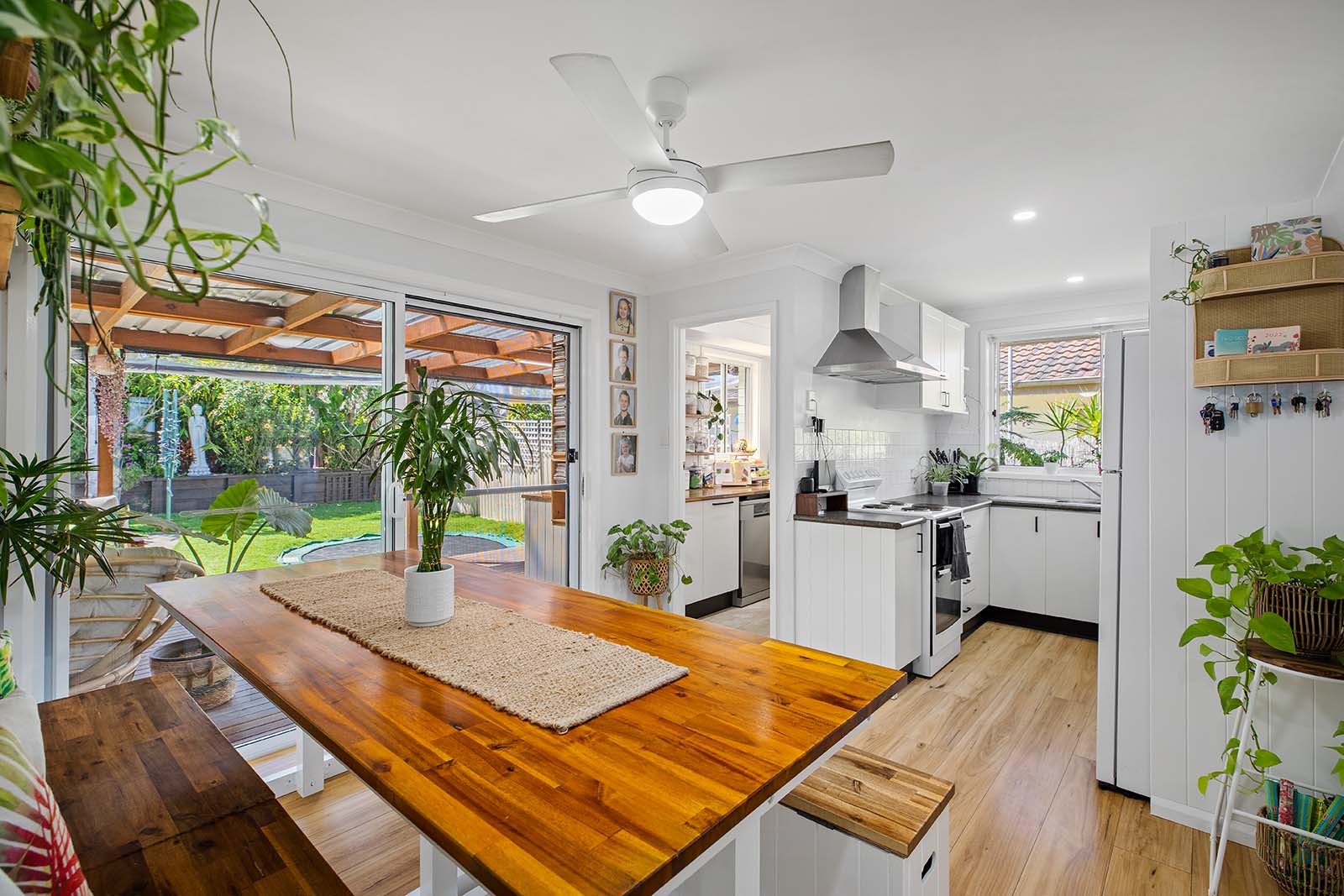 27 Dalton Avenue, Kanwal House For Sale In Kanwal Wiseberry