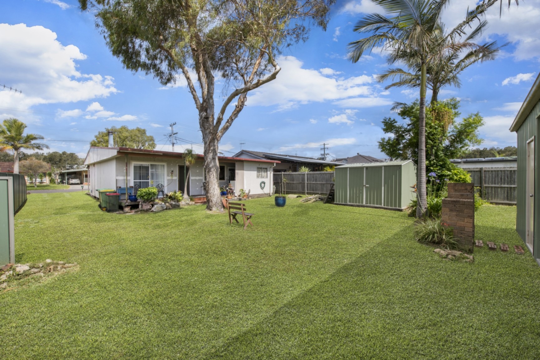 23 Kathleen White Crescent, Killarney Vale House For Sale In