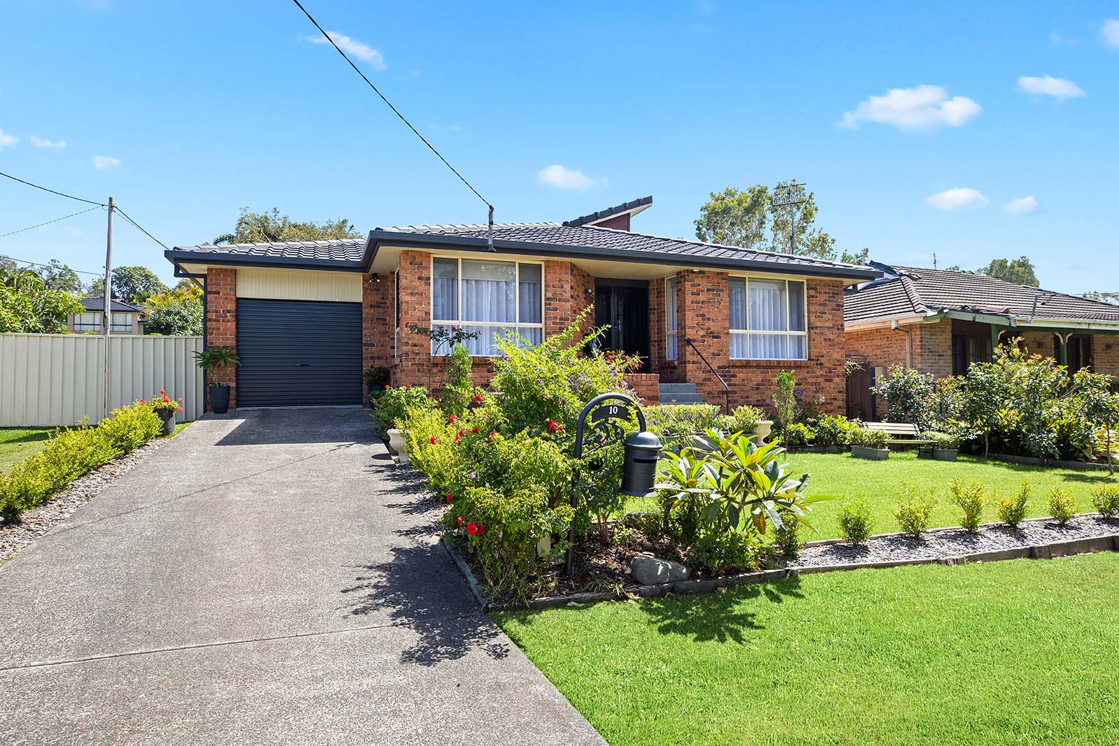 10 Rosemount Avenue, Lake Munmorah For Sale In Lake Munmorah Wiseberry