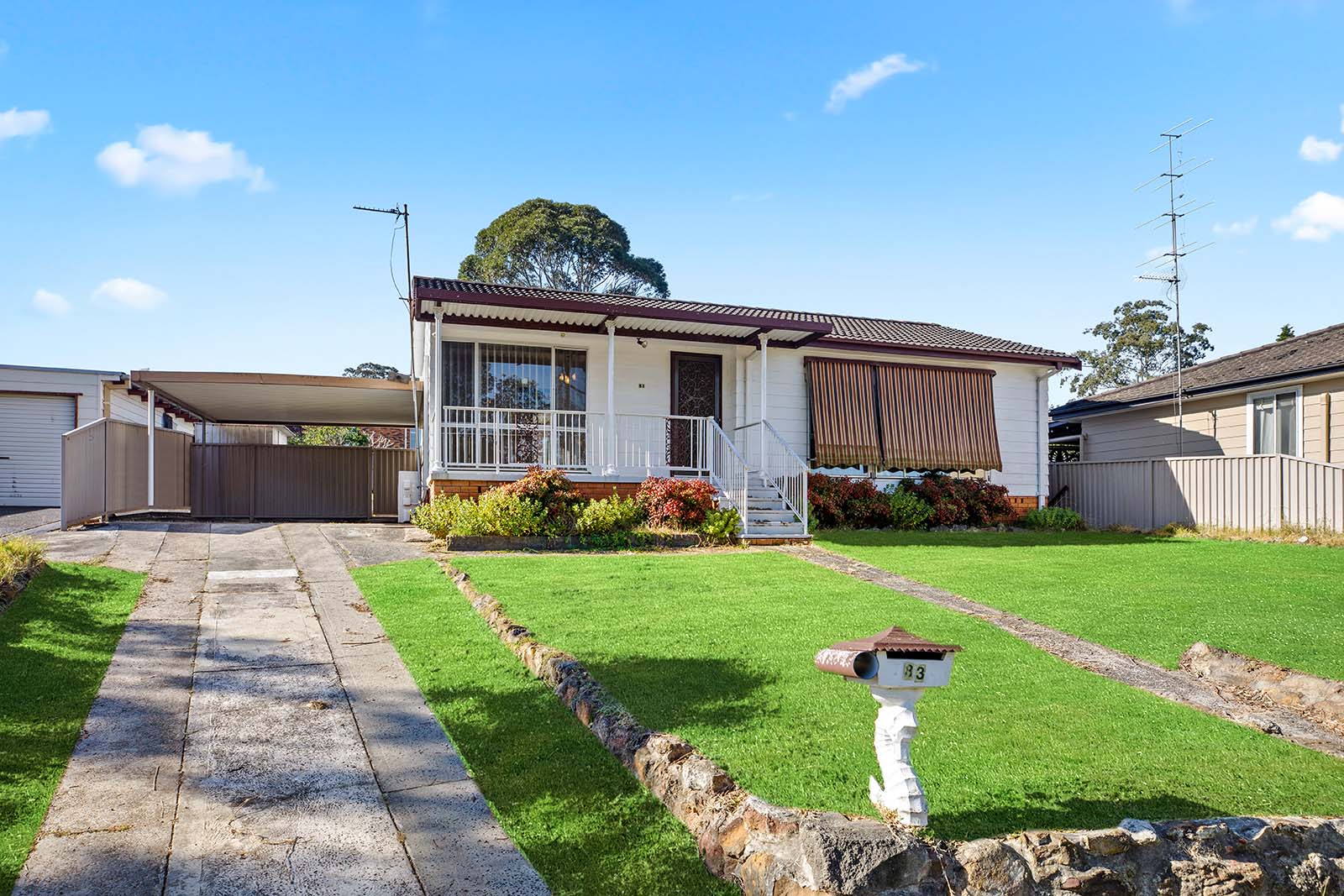 Wiseberry Real Estate For Sale 83 Phyllis Avenue Kanwal