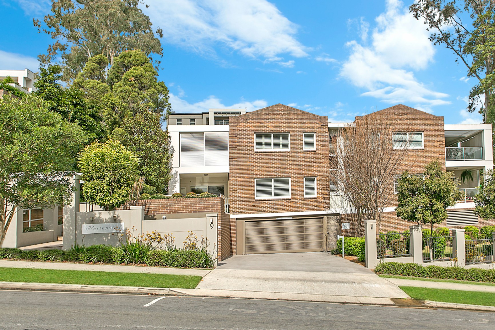 9 Garthowen Crescent, Castle Hill Apartment/unit For Sale In Castle