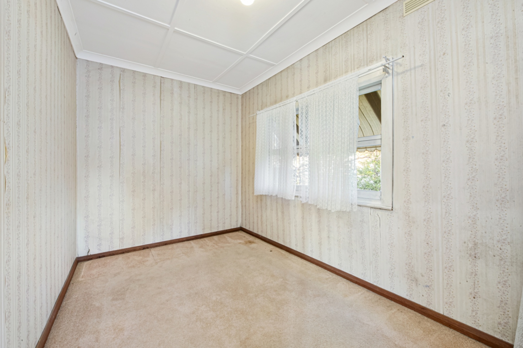 77 Wyong Road, Killarney Vale House For Sale In Killarney Vale