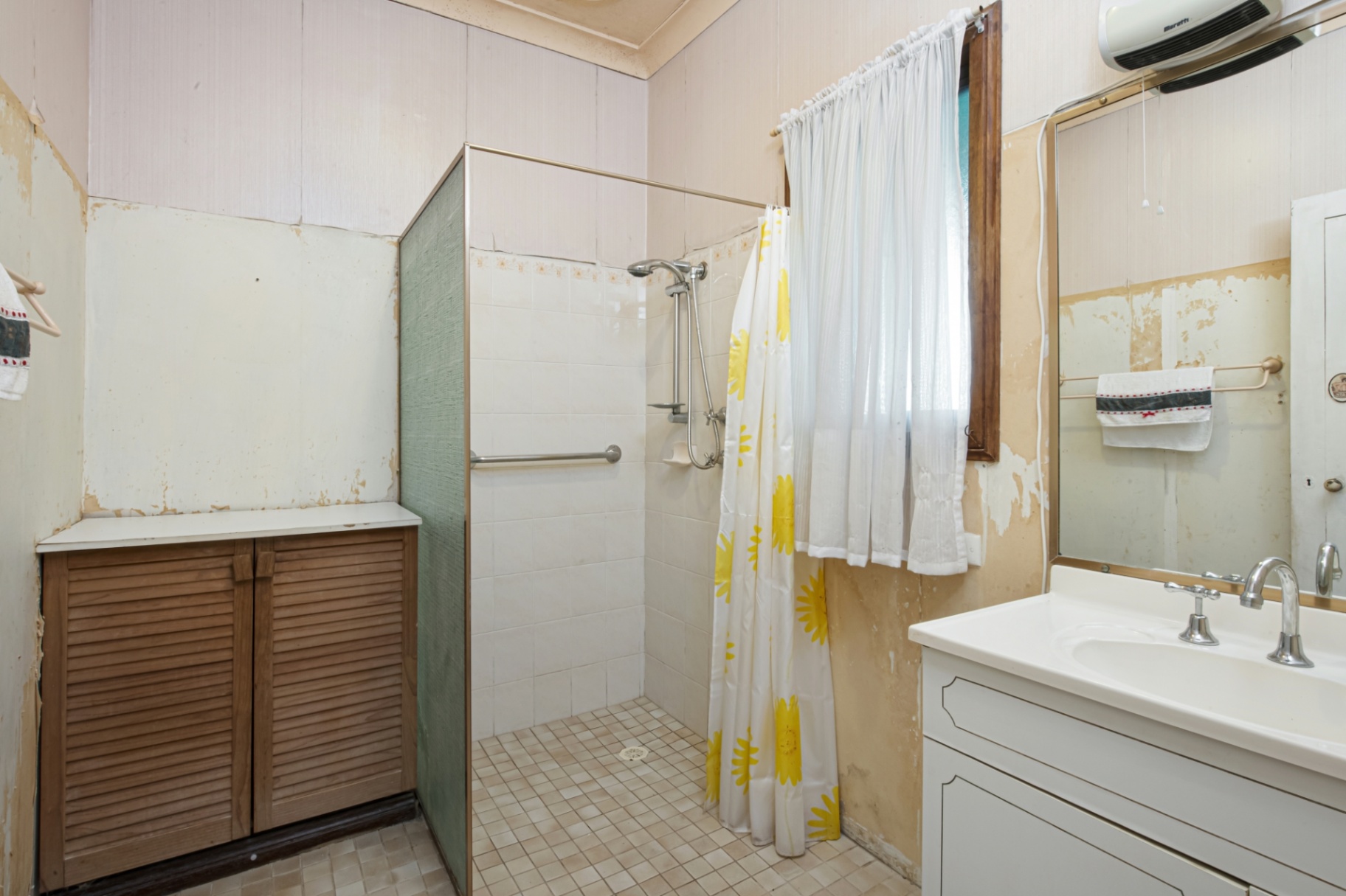 77 Wyong Road, Killarney Vale House For Sale In Killarney Vale