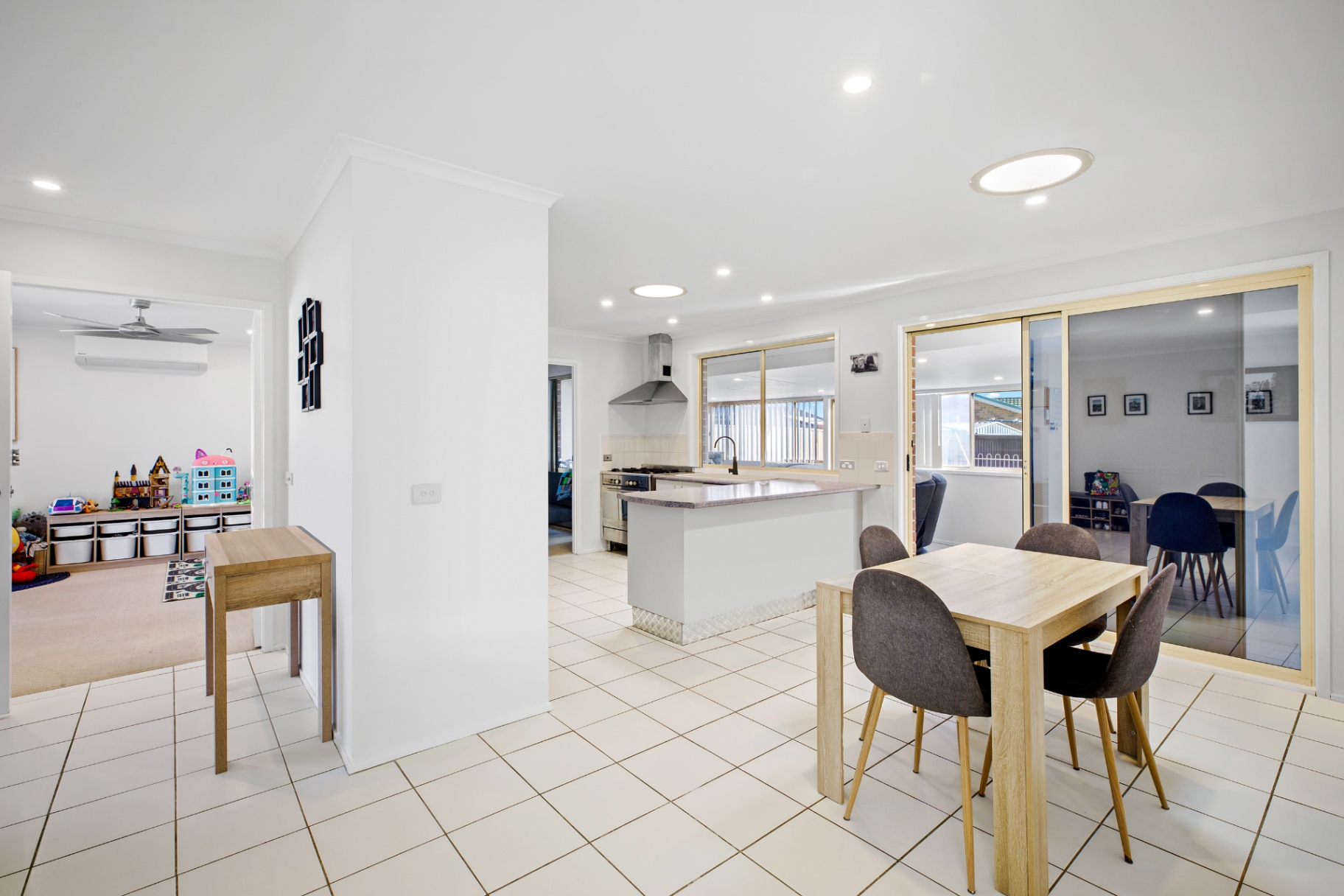 73 Blueridge Drive, Blue Haven For Sale In Blue Haven Wiseberry