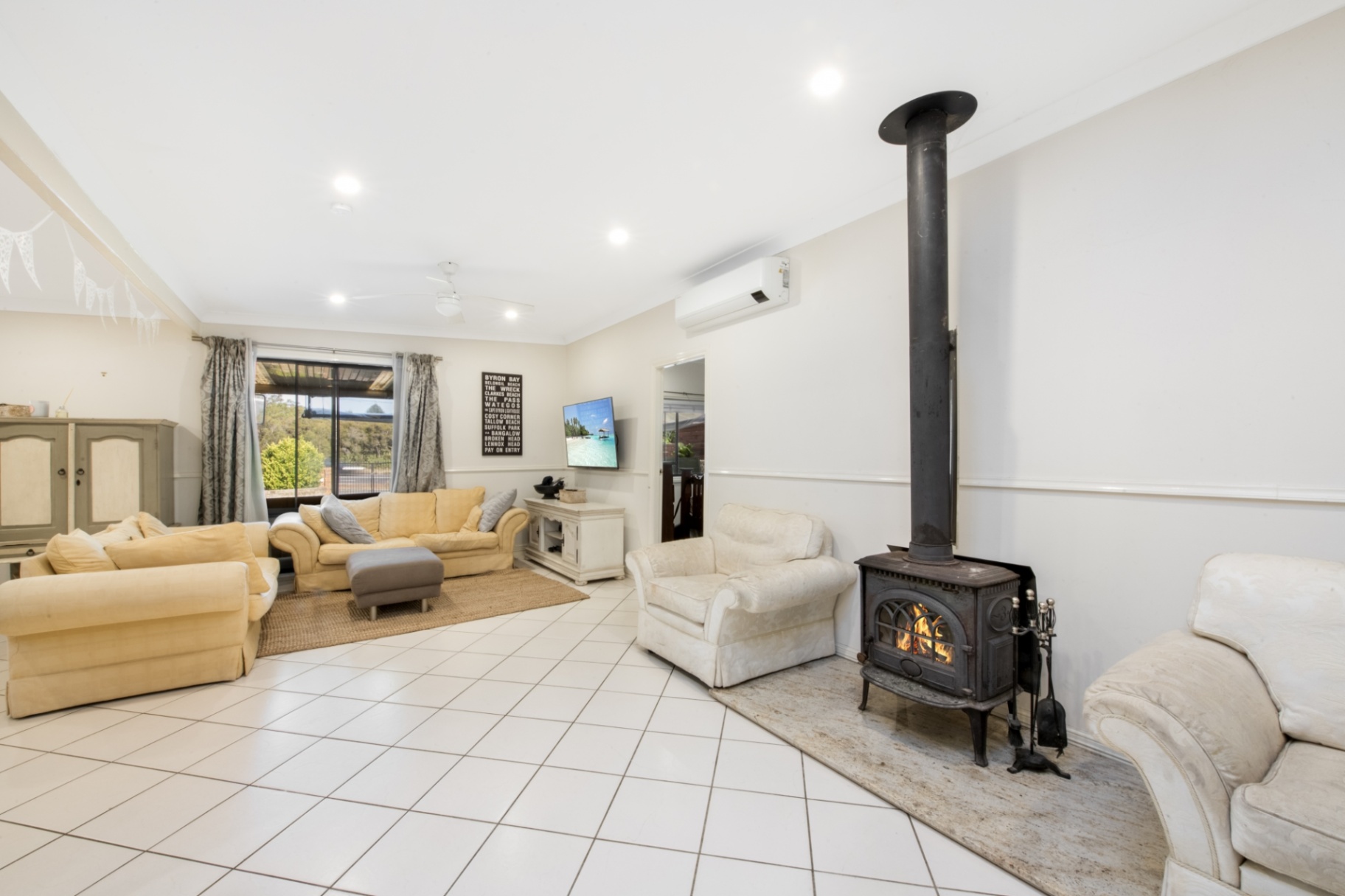 929 The Entrance Road, Forresters Beach House For Sale In Forresters