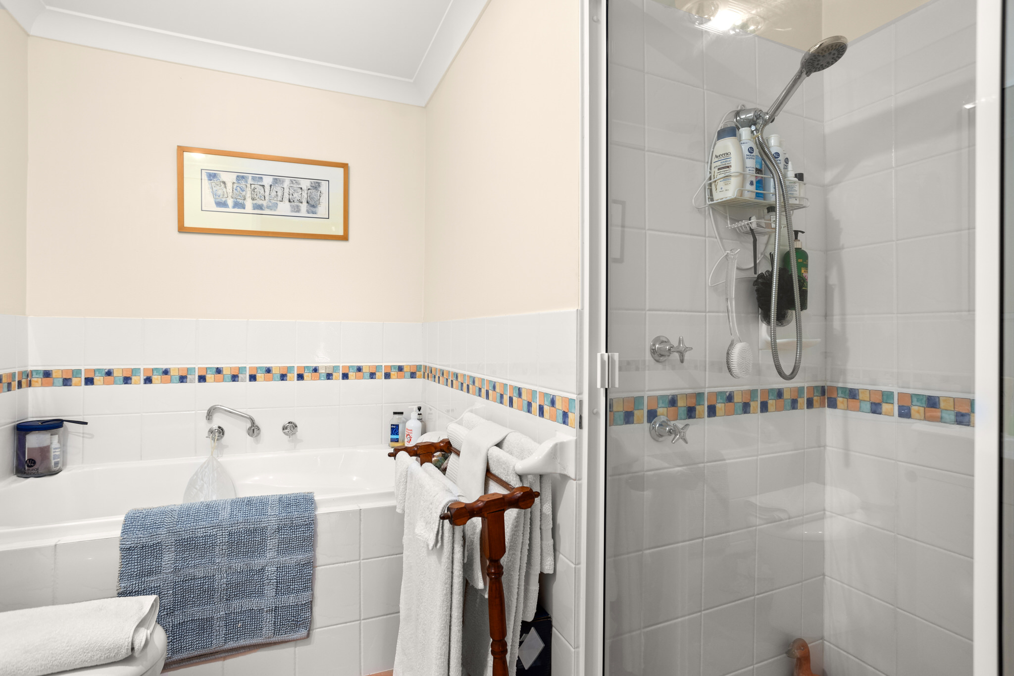 26 Hilltop Parkway, Tallwoods Village House For Sale In Tallwoods