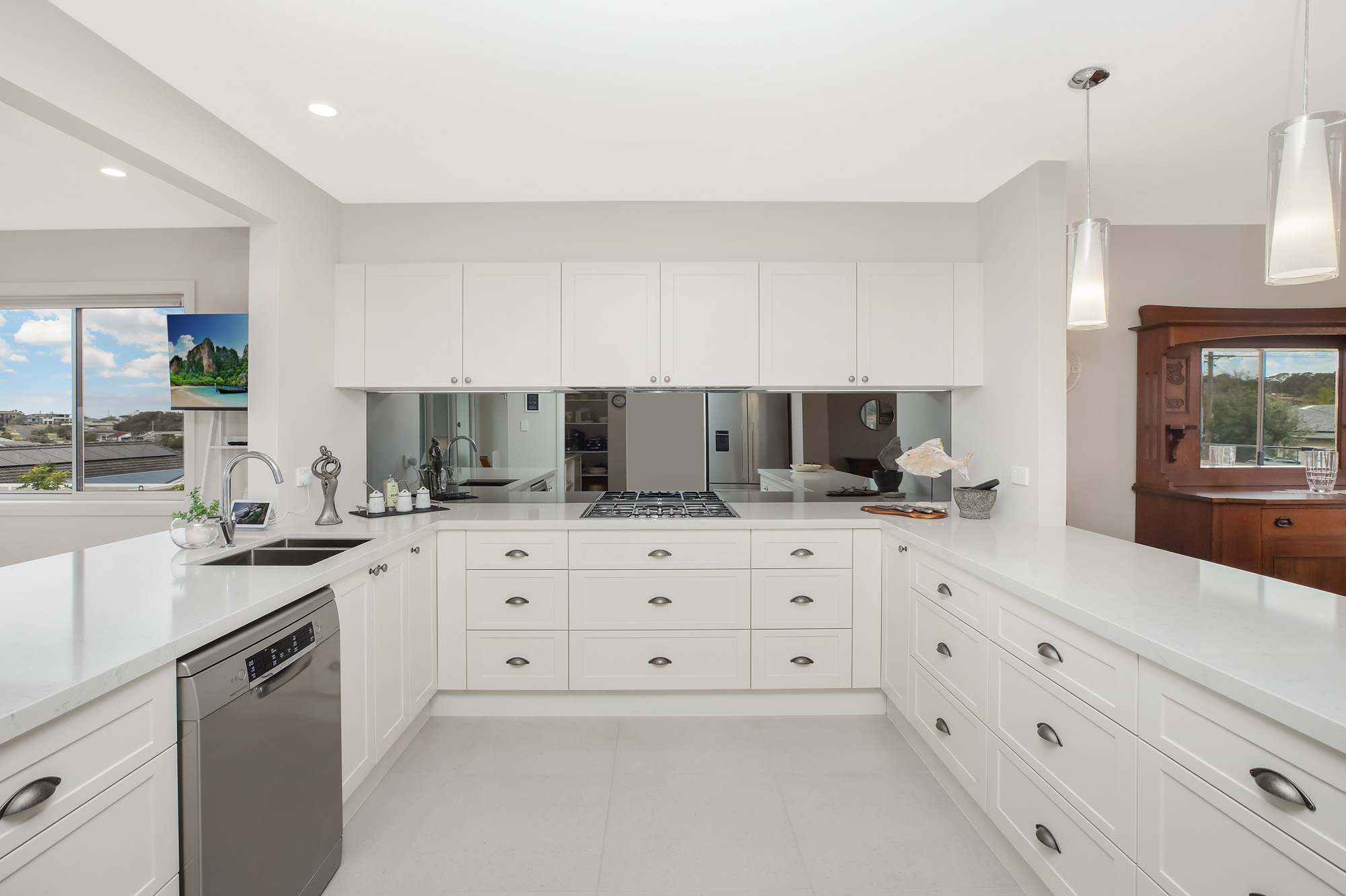 84 Becker Road, Forster House For Sale In Forster Wiseberry