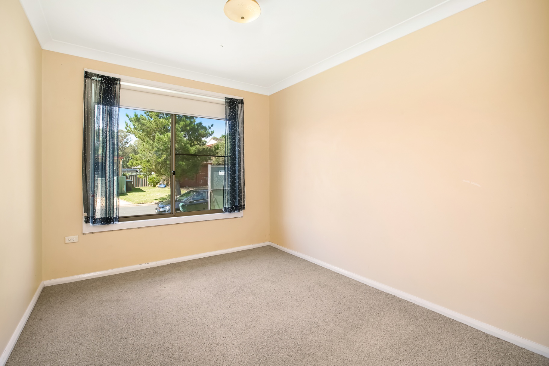 40 Rutherglen Avenue, Hobartville House For Sale In Hobartville