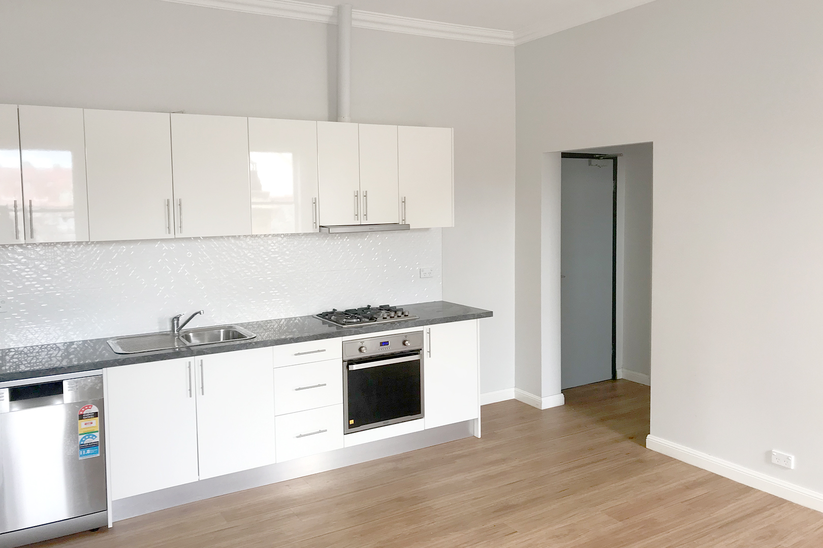 Wiseberry Real Estate For Rent 5/ 10 Stanmore Road Enmore