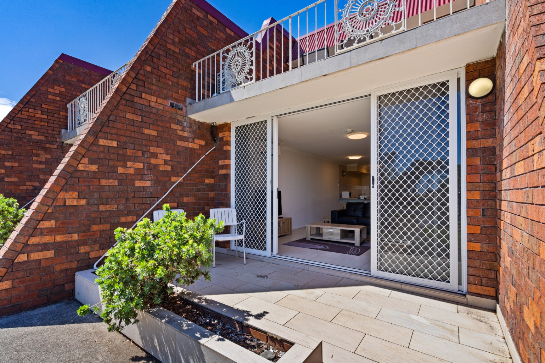 wiseberry-real-estate-for-rent-5-76-head-street-forster