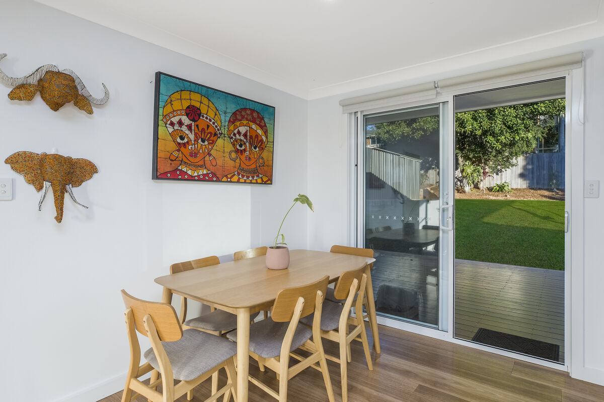 77 Calwalla Crescent, Port Macquarie House For Rent In Port Macquarie