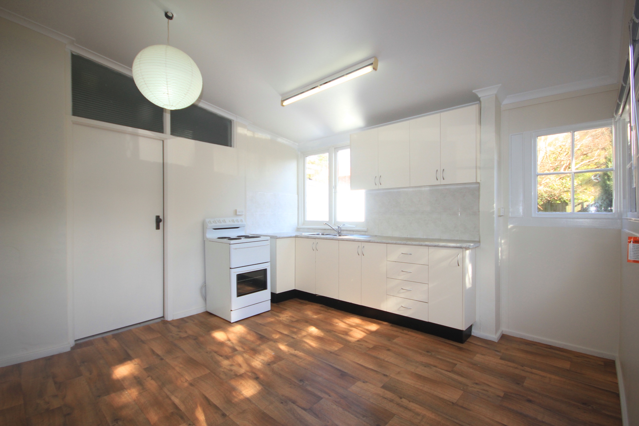 Wiseberry Real Estate For Rent 2/ 15 Wardell Road Lewisham