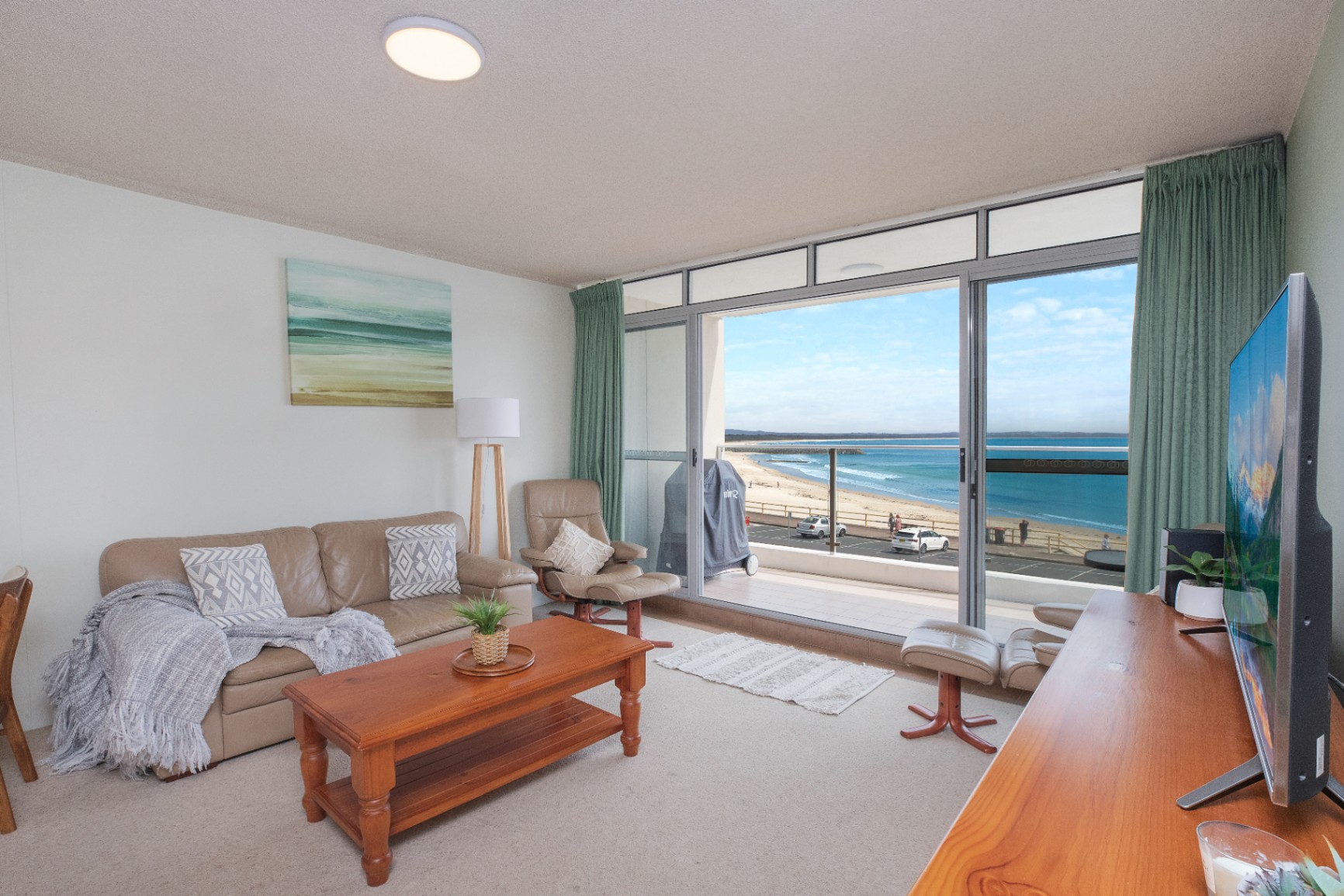 812 North Street, Forster House For Rent In Forster Wiseberry