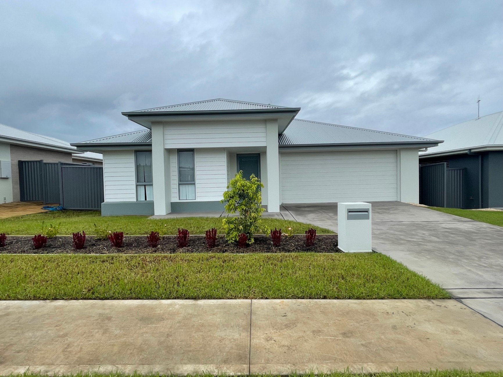 Wiseberry Real Estate For Rent 8 Antilles Way Lake Cathie