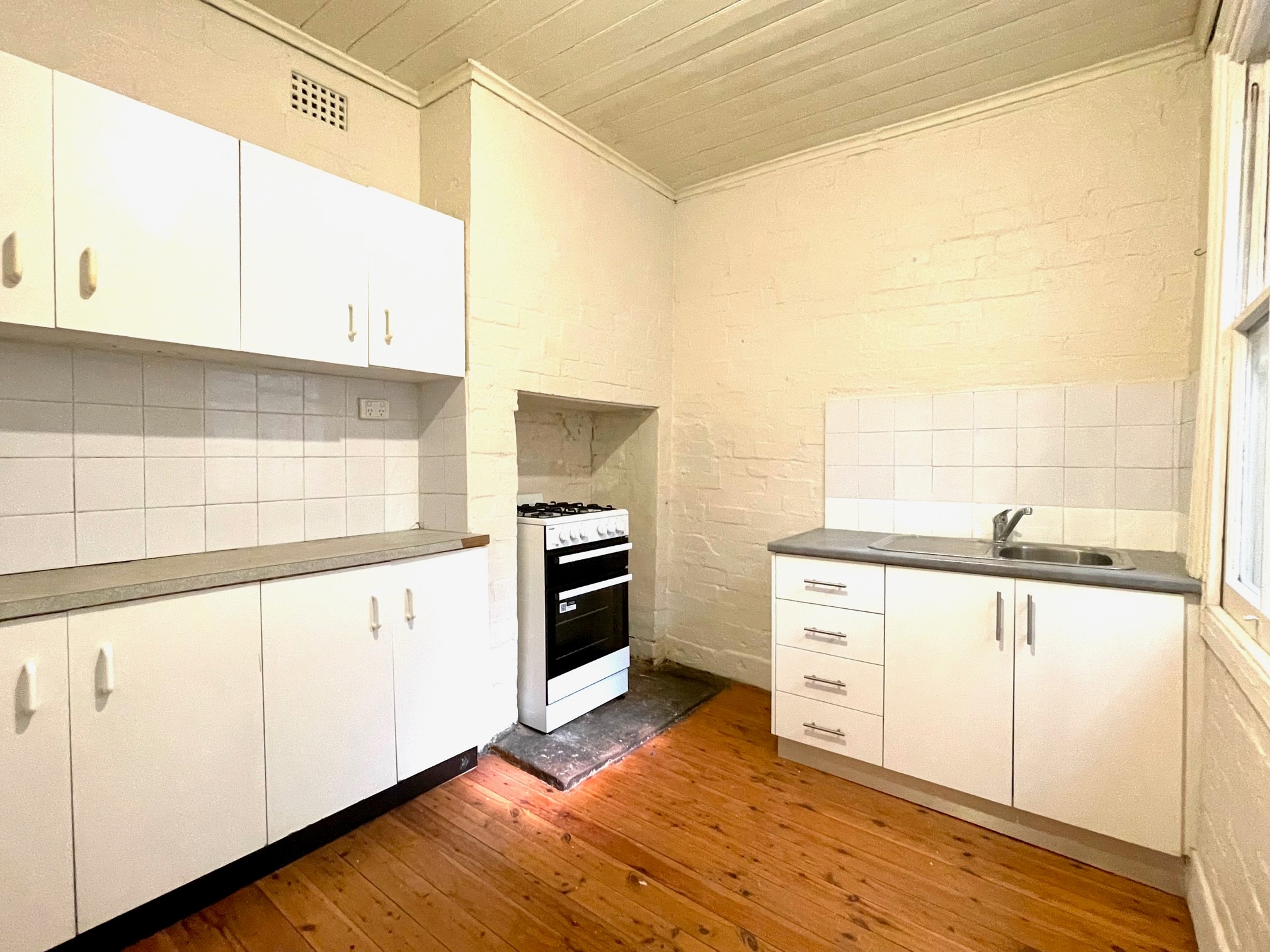 54 O'connell Street, Newtown House For Rent In Newtown Wiseberry